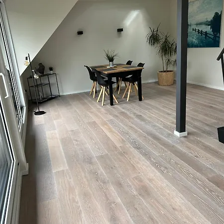 Apartment Aussergewoehnlich Im Villenviertel